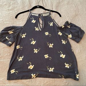 American Eagle Soft and Sexy Cold Shoulder Top